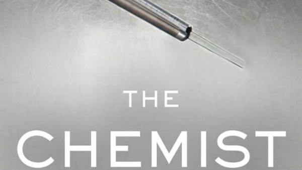 Read Stephenie Meyer’s The Chemist Mixes Thrills and Romance